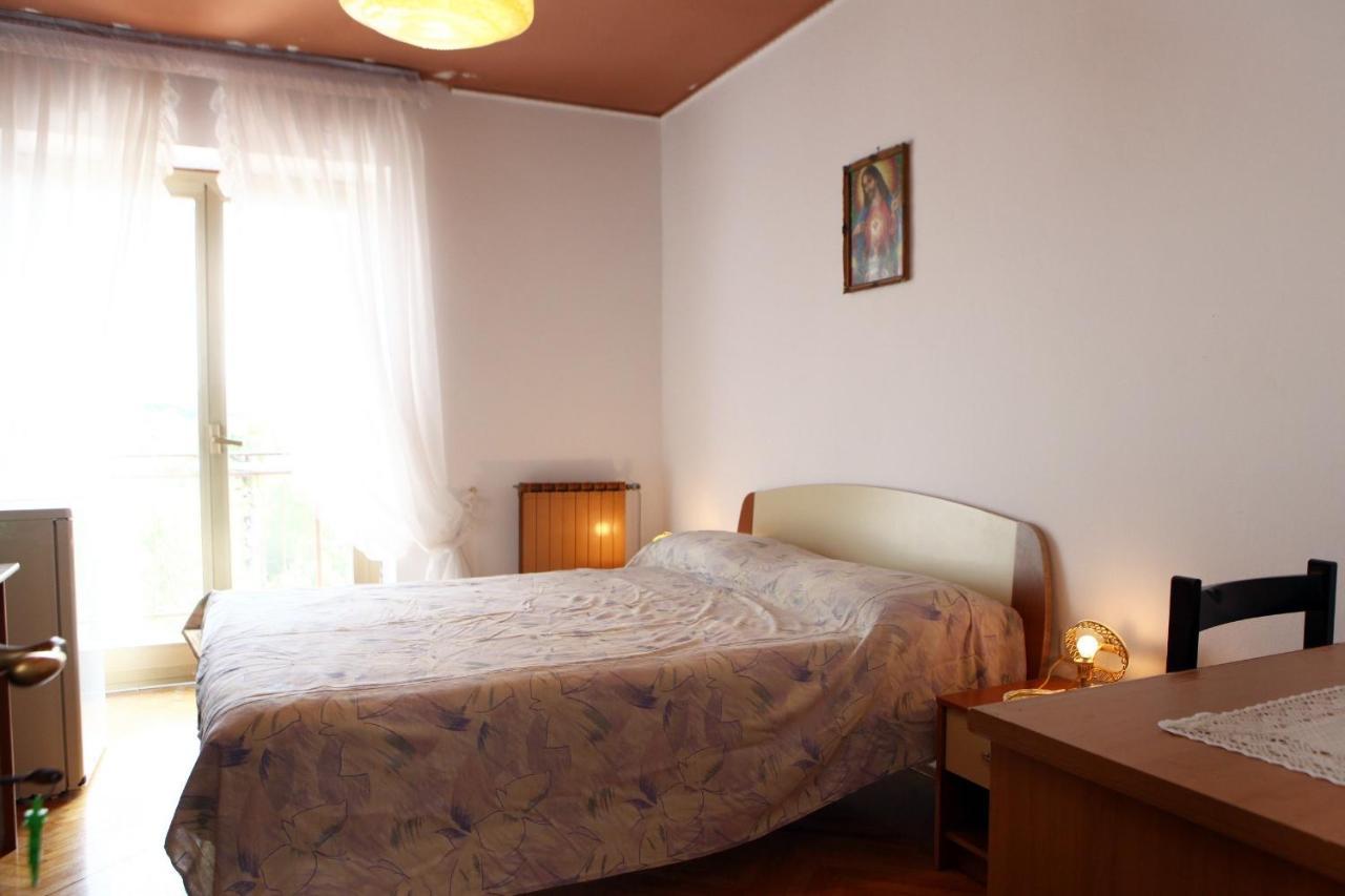 Rooms Torcello - With Shared Bathroom Portoroz Exterior foto