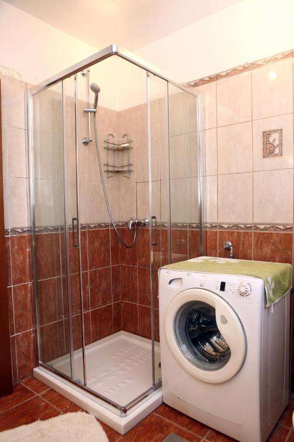 Rooms Torcello - With Shared Bathroom Portoroz Exterior foto